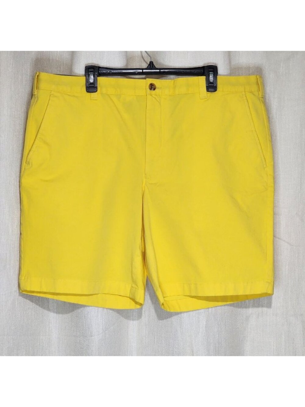 Club Room Men's Regular Fit Chino Shorts 9" 4-Way Stretch Yellow 40 NWT